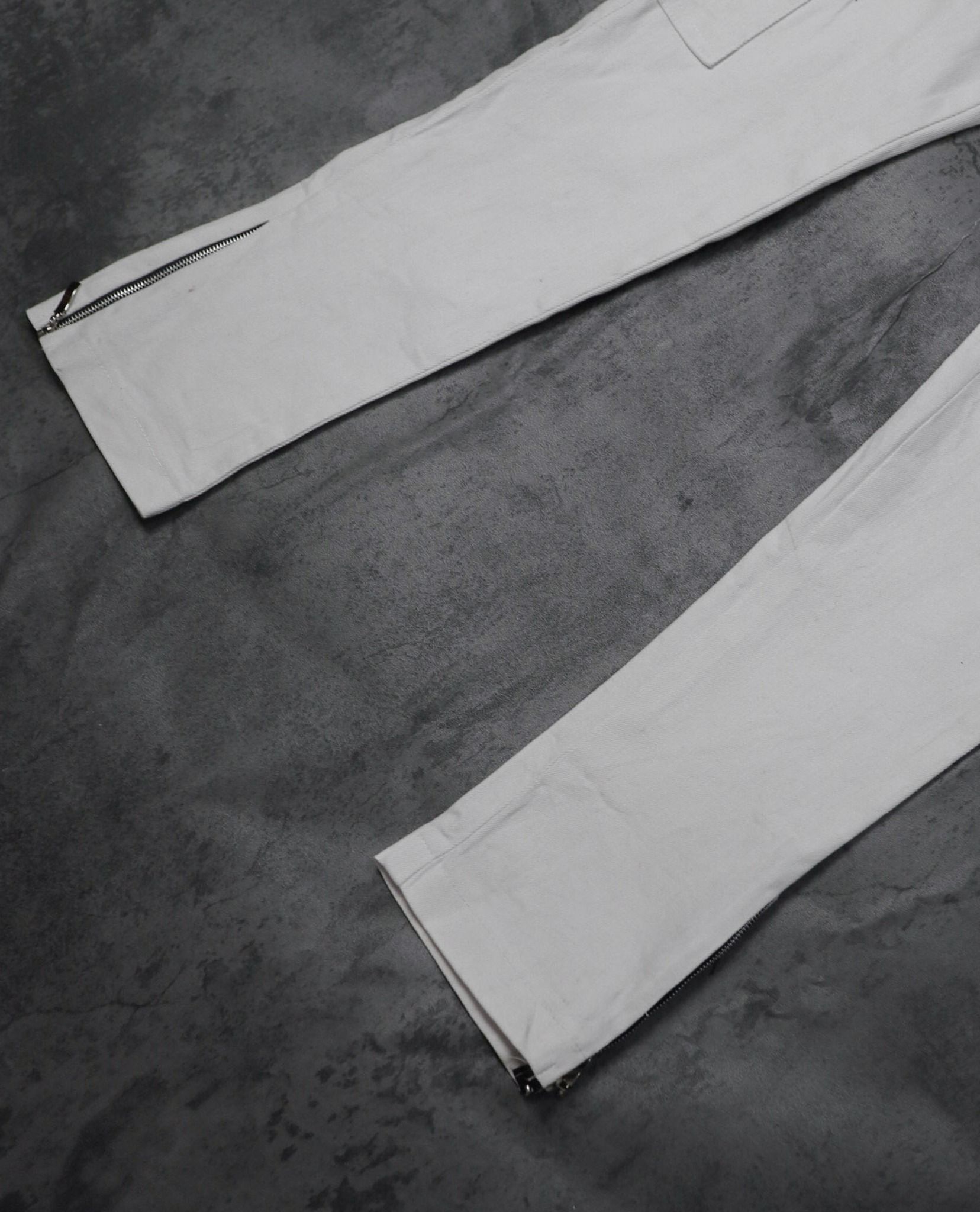  12.29.22 - VTG CARGO PANTS 
