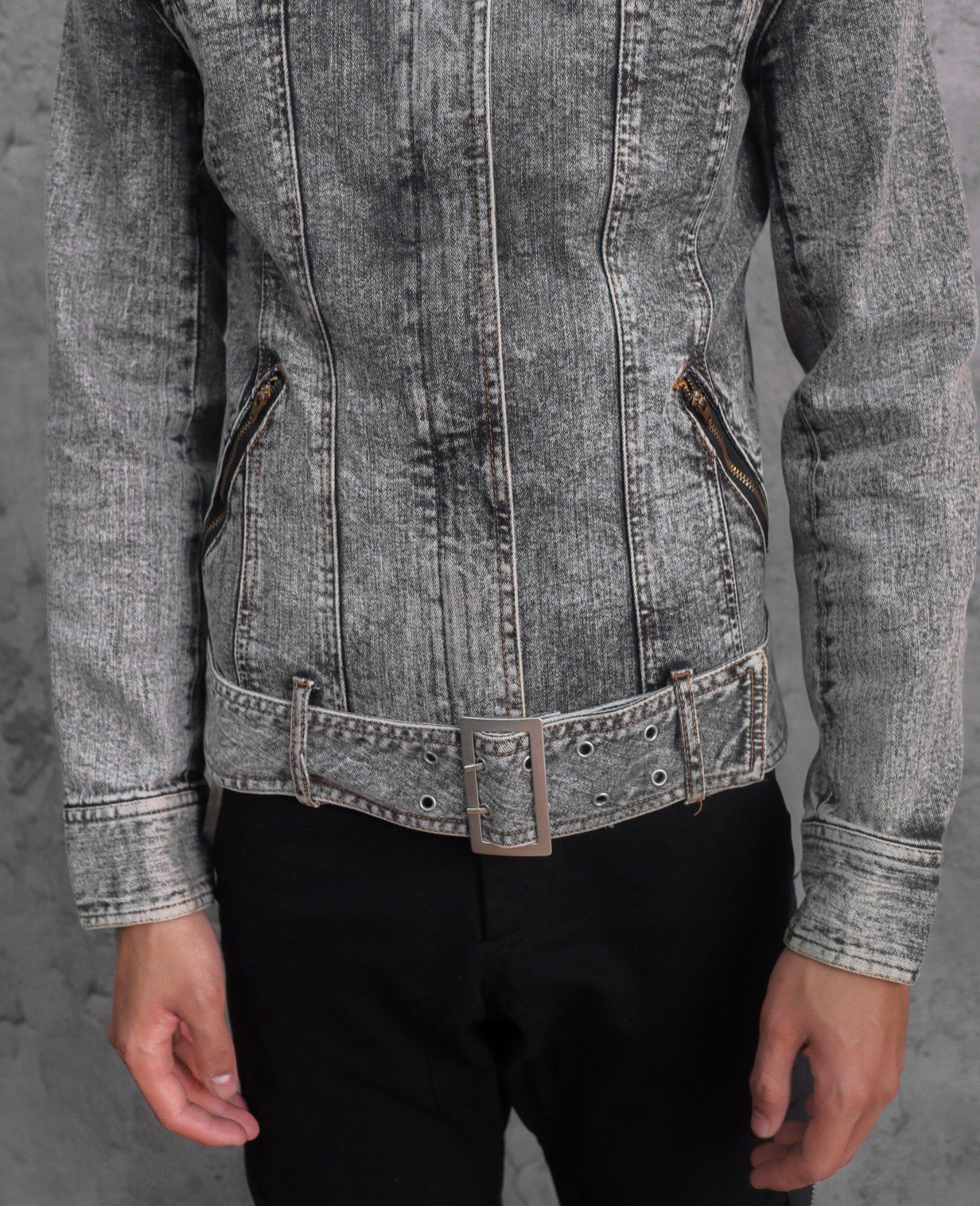  02.23.24 - VTG CROPPED DENIM BIKER JACKET - IN THE ATTIC 