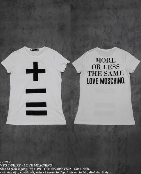  12.29.22 - VTG T-SHIRT - LOVE MOSCHINO 