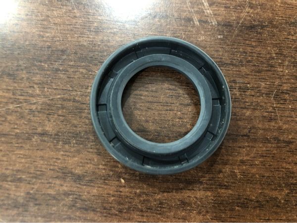 Linh kiện - Phớt chống nước TC 25-40-7