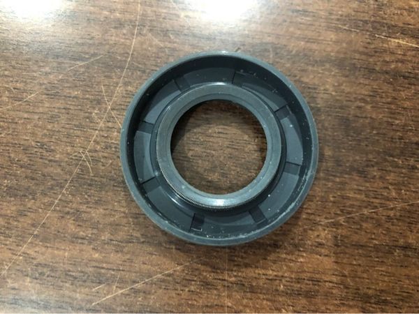 Linh kiện - Phớt chống nước TC 25-45-8