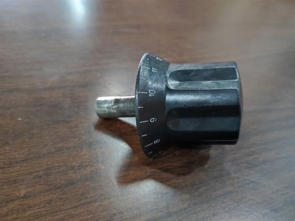 Núm điều chỉnh dày mỏng máy thái thịt ES250