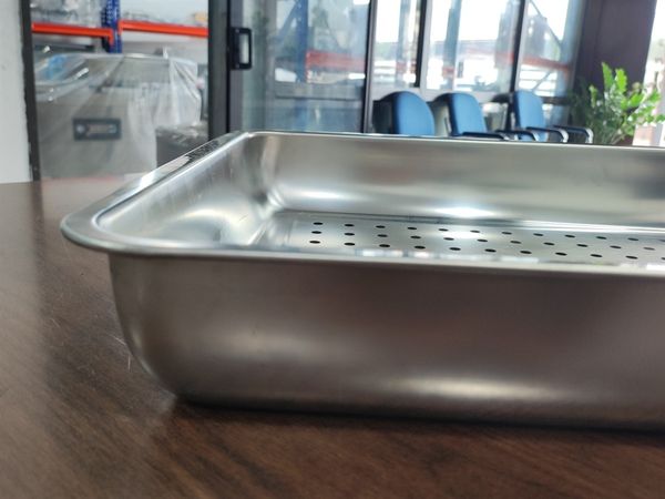 Khay lỗ inox 304 dùng cho tủ nấu cơm, KT 40x60x7cm (khay sâu, nấu 4kg/mẻ)