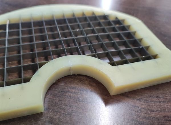 Khuôn thái hạt lựu của bộ dao VC65