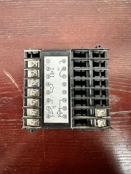 Đồng hồ nhiệt REX-C900