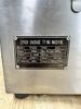 Máy buộc xúc xích bàn EY-42A