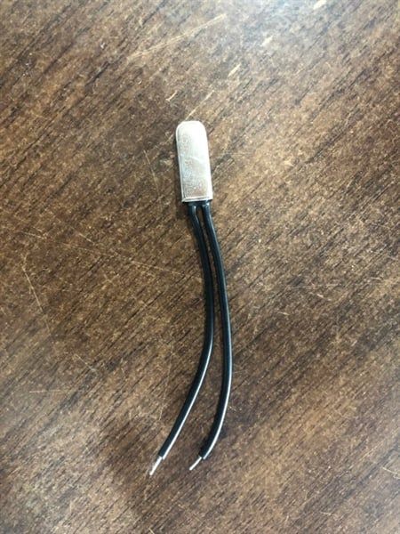 Linh kiện - Rơ le nhiệt chống quá tải động cơ KSD9790-250V-5A-70•C