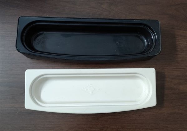 Khay nhựa hứng kem