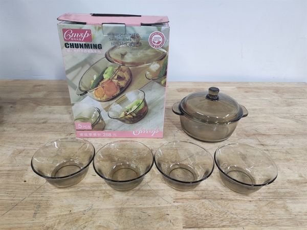 Bộ bát thủy tinh màu hổ phách 05 chiếc QT-BBHP-05