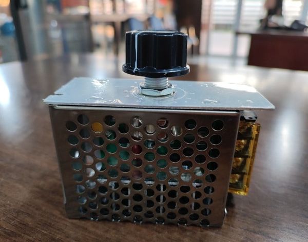 Chiết áp dùng cho máy tạo viên mini - 41600B - 4000W - 220V