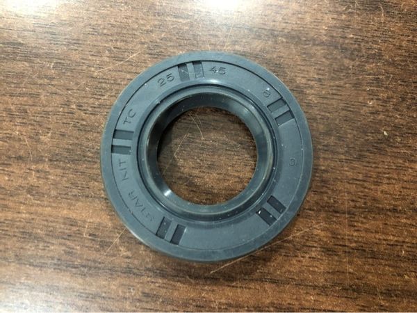 Linh kiện - Phớt chống nước TC 25-45-8