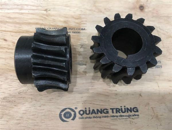 Bánh răng động cơ máy thái thịt QX250