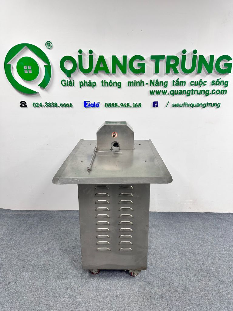 Máy buộc xúc xích đứng EY42B