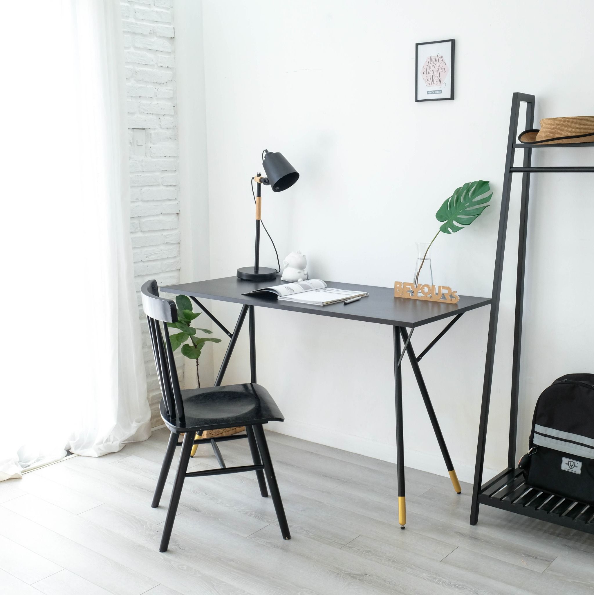 BÀN LÀM VIỆC BEYOURs SIMPLE TABLE BLACK