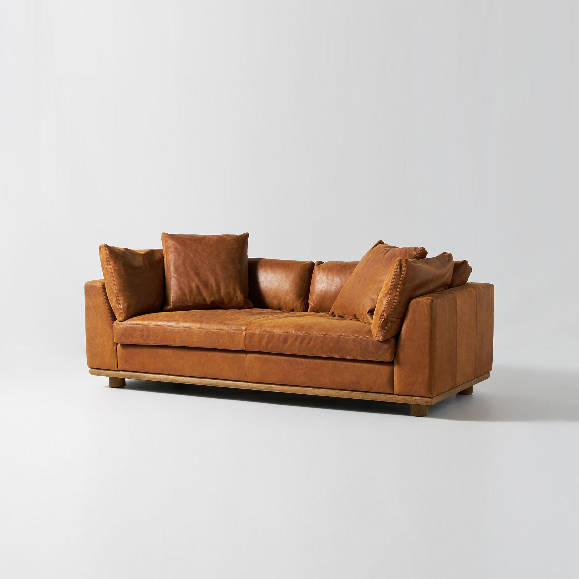 Sofa Băng Saquaro