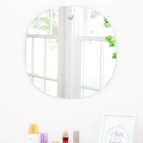Paina Mirror