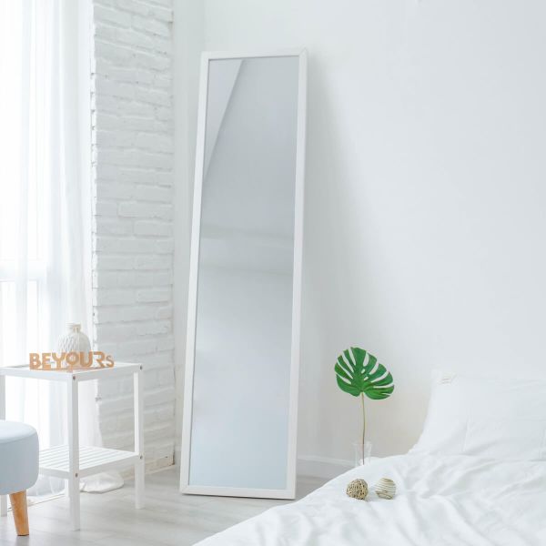 GƯƠNG ĐỨNG SOI TOÀN THÂN TRANG ĐIỂM KHUNG GỖ CÓ CHÂN GẬP A MIRROR WHITE