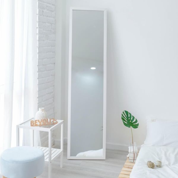 GƯƠNG ĐỨNG SOI TOÀN THÂN TRANG ĐIỂM KHUNG GỖ CÓ CHÂN GẬP A MIRROR WHITE