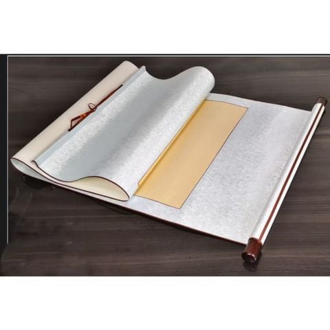 Biểu viết thư pháp có trục màu sắc dạng hoa văn