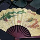 [Cao Cấp] Quạt Vải Nan Tre Cổ Trang