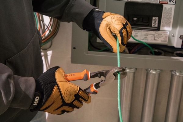 Máy cắt cáp cách điện 1000V