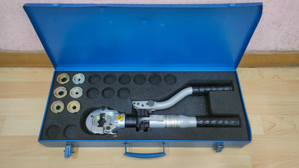 Kềm Ép Tay Thủy Lực 6 Tấn 6 - 300mm2