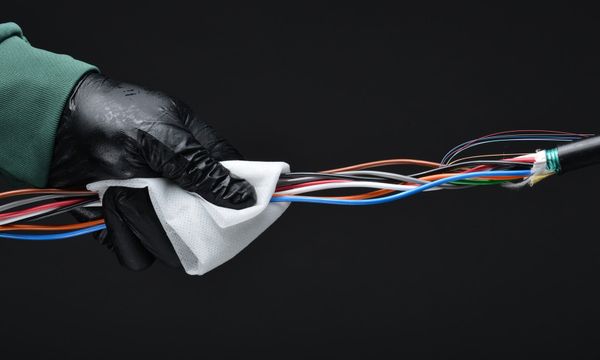 DUNG DỊCH TẨY RỬA DUNG MÔI ĐA NĂNG POLYWATER ® SQEENKYKLEEN™