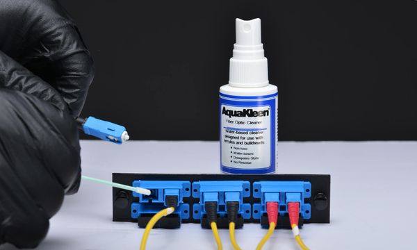 DUNG DỊCH TẨY RỬA SỢI POLYWATER ® AQUAKLEEN™