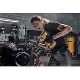 Máy siết bu lông tác động tầm trung XR® 1/2 in. 20V MAX* có đe Hog Ring