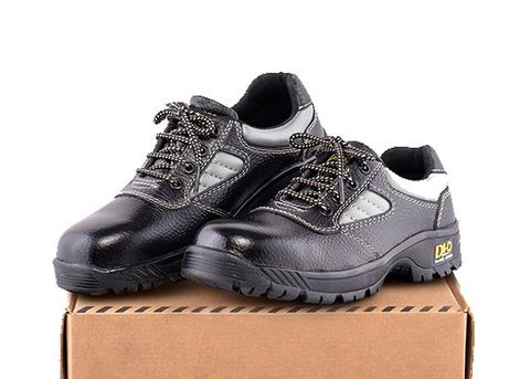 Giày bảo hộ DH-Group 20