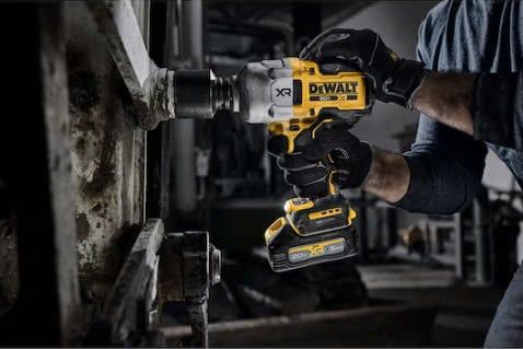 Cờ lê tác động không dây không chổi than XR® 20V MAX* 3/4 ​​inch có đe vòng Hog
