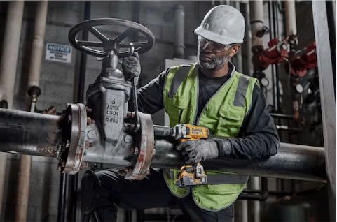 Cờ lê tác động tầm trung XR® 1/2 in. 20V MAX* có đe Hog Ring