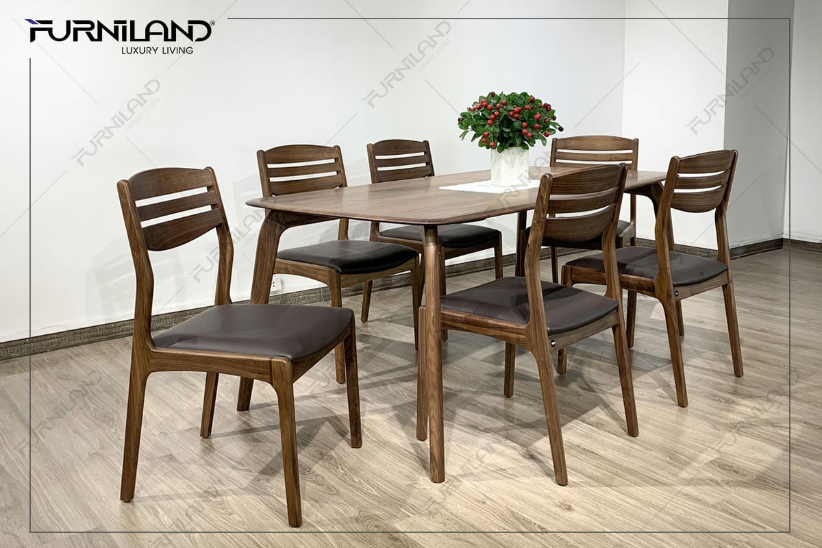 Bàn ăn Nhật Bản