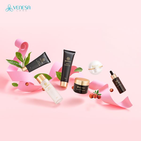 Nước Hoa Hồng BIJINDO KIREI Skin Lotion 120ml