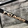 Khung Fixed Gear Tsunami SNM100 sơn màu đen bóng chữ vàng đồng