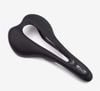 Yên Carbon Selle SLR thủng giữa