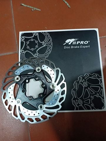 Đĩa phanh 6 ốc pro III ccho xe road