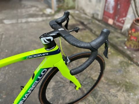 Xe Dựng F12 Group Ultegra