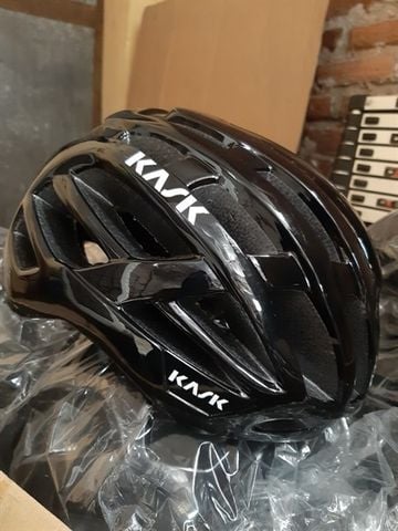 Mũ bảo hiểm đi xe đạp Kask Valegro