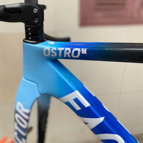 Khung carbon FACTOR OSTRO V.A.M mã F15 phanh đĩa