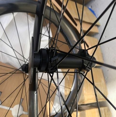 Vành Road Carbon Bontrager AEOLUS RSL 62 phanh đĩa thả trục lớn
