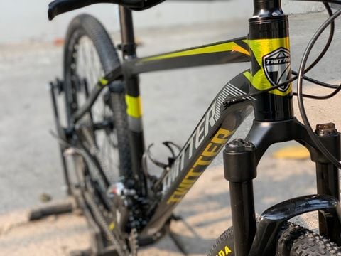 Xe MTB Twitter Mantis 2.0 Retrospec 30 speed 2021