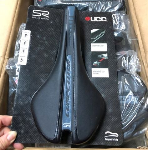 Yên xe đạp UCC Competitor bọc da gọng thép