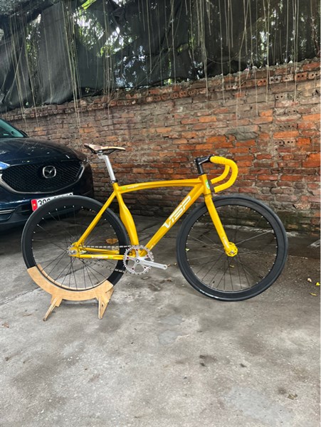 Xe Fixed Gear cơ bản Khung thép tay cong