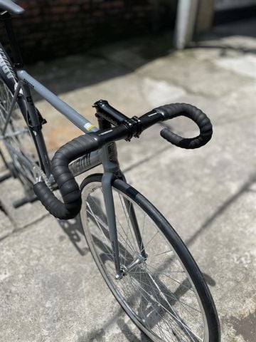 Xe Fixed Gear Tsunami SNM100 đùi Legend