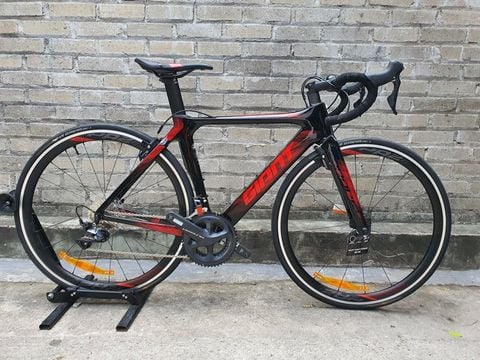 Xe Road Giant 2019 propel Advance 1