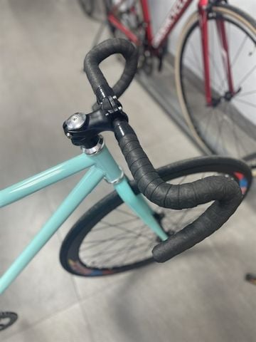 Xe FIXED GEAR dựng cấu hình cơ bản tay cong