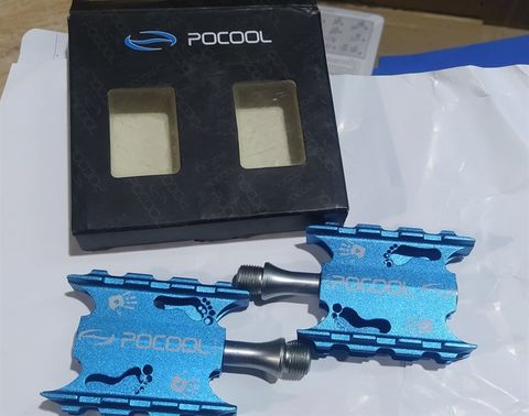 pedal nhôm Pocool xanh dương