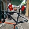 Khung carbon Pina F12 1K