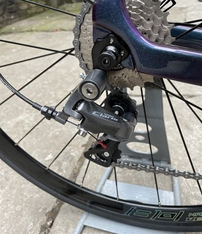 Xe đạp Road Twitter T10 Claris R2000 dây âm sườn